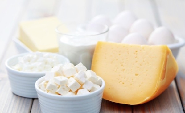 Sok kalciumot tartalmazó tejtermékek a csontritkulás megelőzésére.