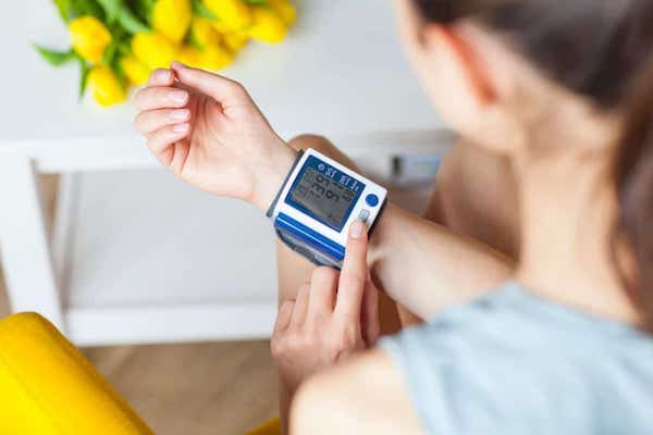 a magas vérnyomás elleni gyógyszerek komplex kezelése