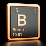 A periódus rendszer egyik eleme, bór, fekete háttér előtt.